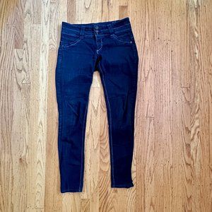 Jolt Premium Denim Vintage Skinny Black Jeans Juniors size 9 Low Rise Stretch